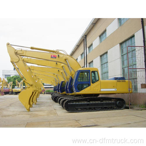 Heavy duty crawler excavator